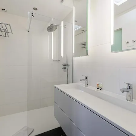 Le Saint Honore Idealement Situe Au Coeur De Apartamento
